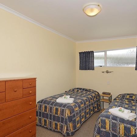 Trentham Motel Upper Hutt Exterior foto