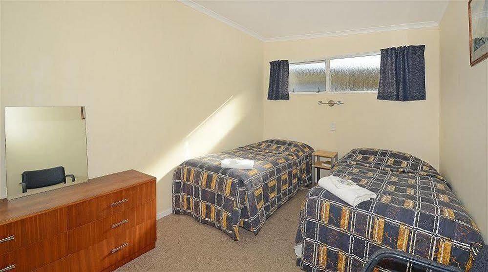 Trentham Motel Upper Hutt Exterior foto